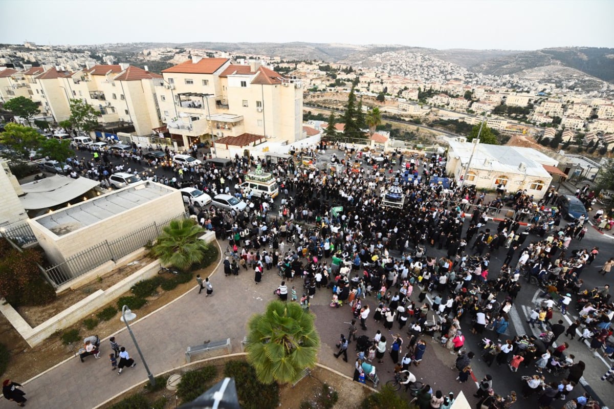 לזכרו של איש החסד: בסאסוב הכנסו ספר תורה חדש