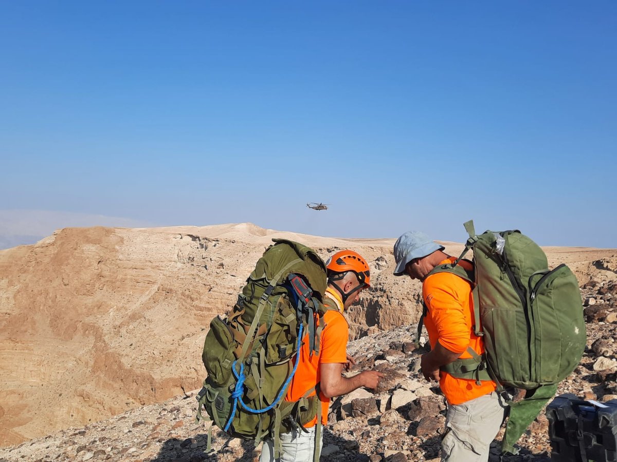 לאחר שעות: מטיילים חולצו מנחל חצצון