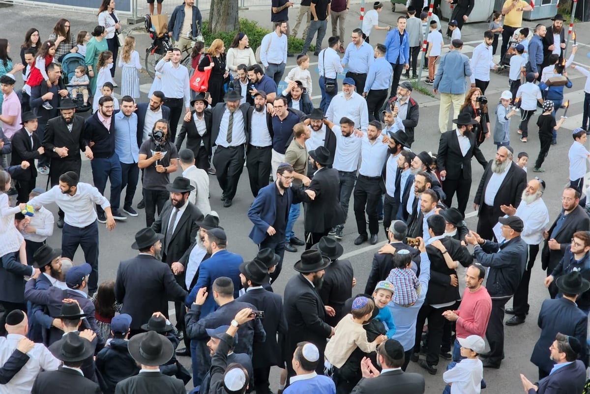 ביקור בזק של הראשון לציון בוינה • צפו בתיעוד