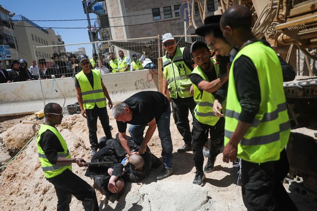 'העדה' שבו להפגין; העבודות נעצרו | תיעוד