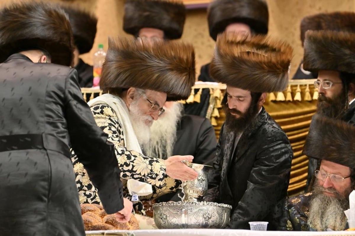 שמחת החתונה לנכד האדמו"רים מויז'ניץ וסערט ויז'ניץ