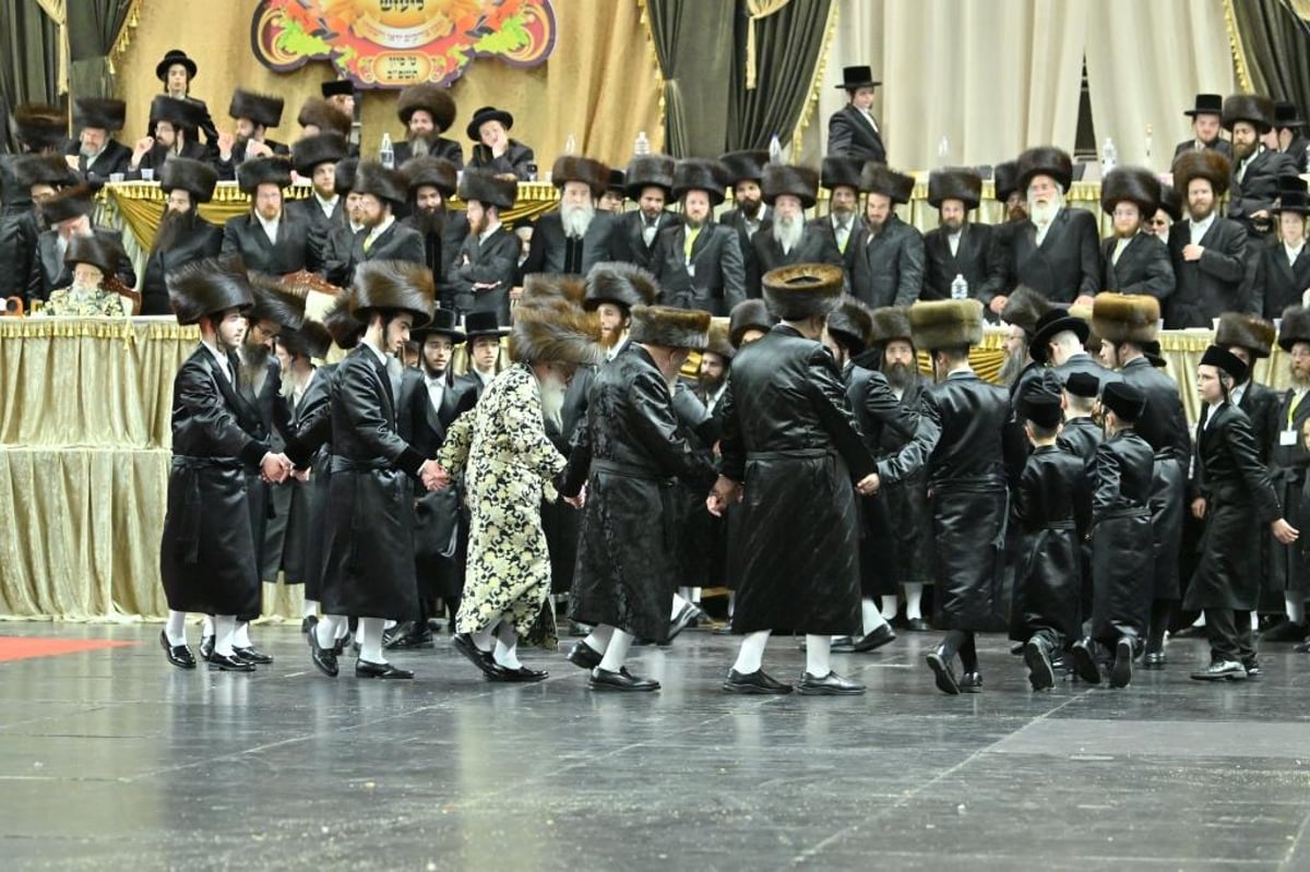 שמחת החתונה לנכד האדמו"רים מויז'ניץ וסערט ויז'ניץ