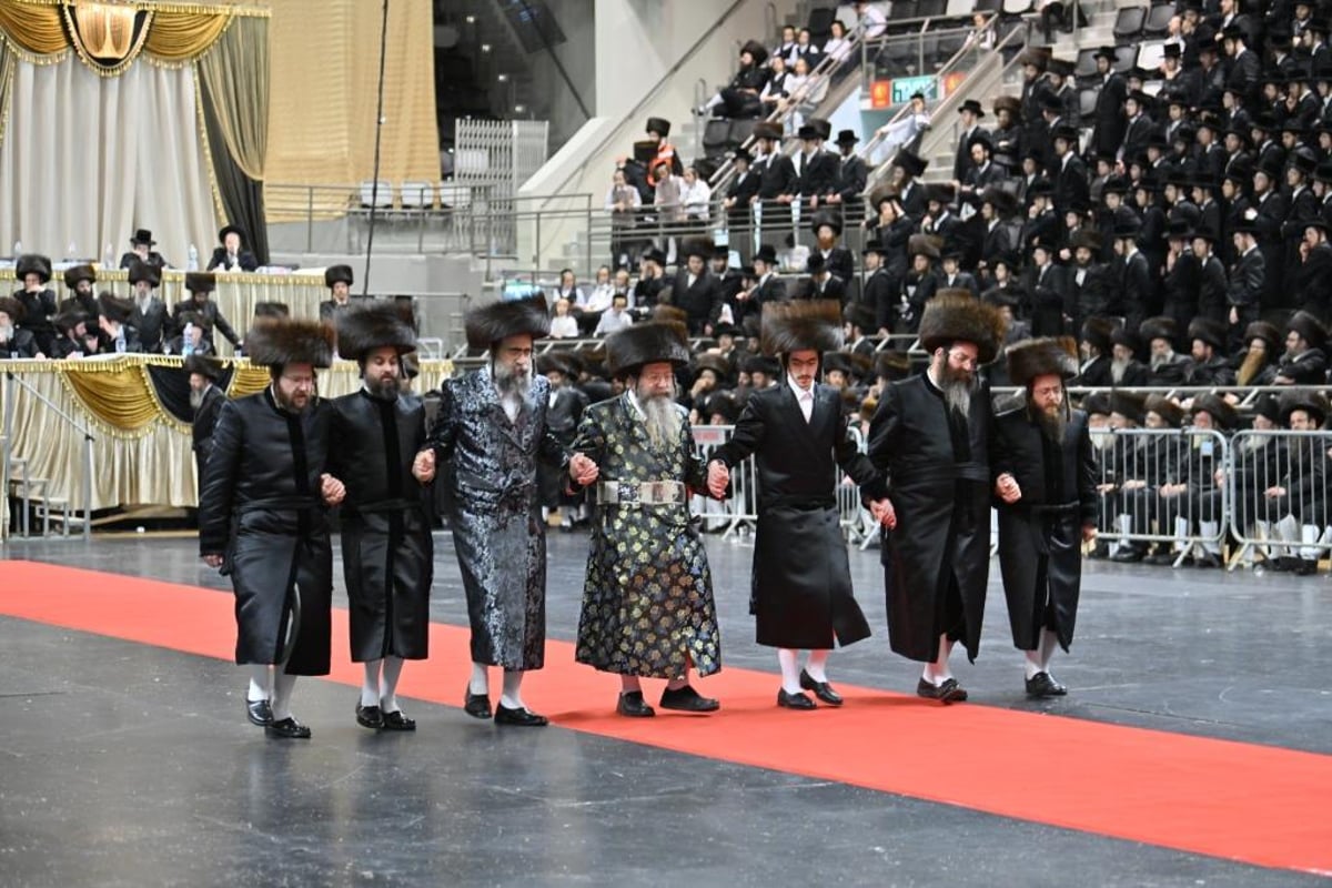 שמחת החתונה לנכד האדמו"רים מויז'ניץ וסערט ויז'ניץ