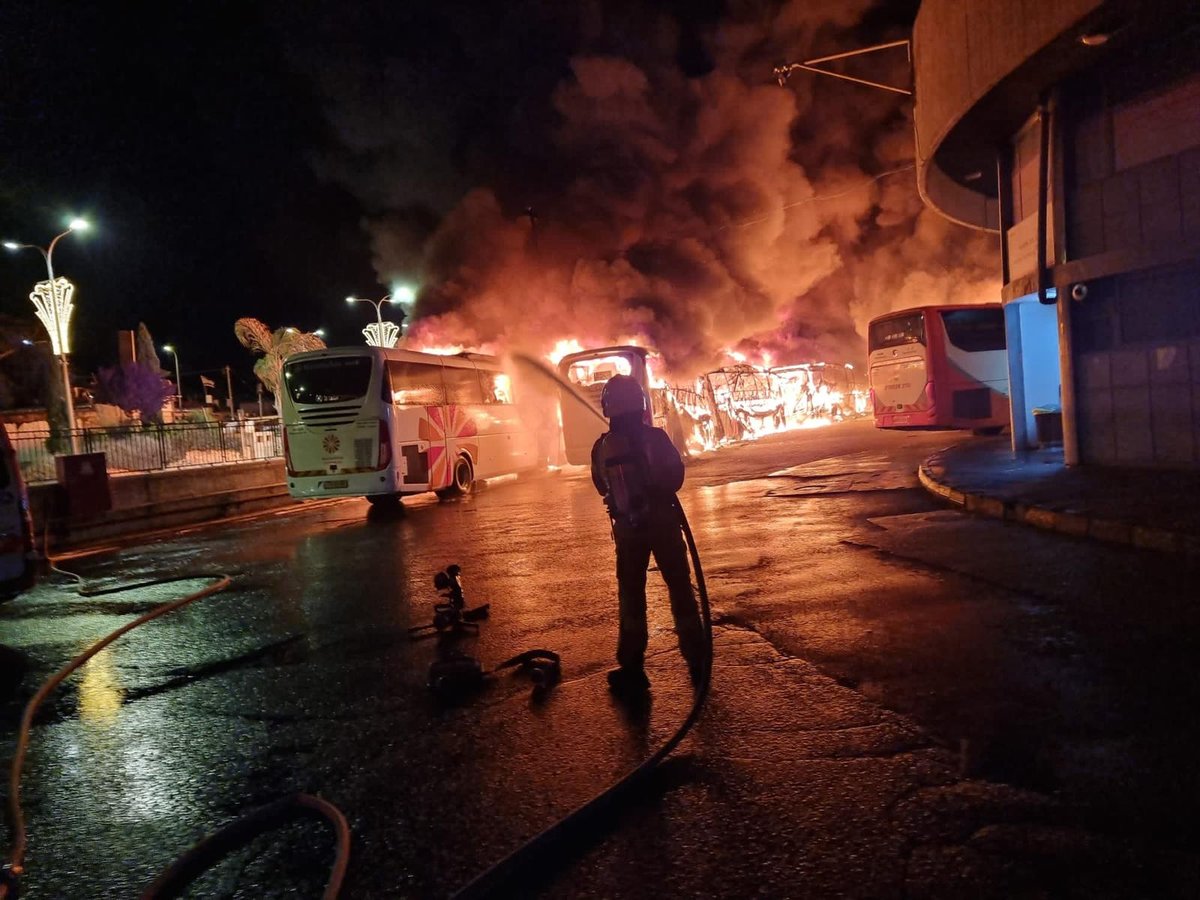 שריפת האוטובוסים בצפת; השב"כ חוקר