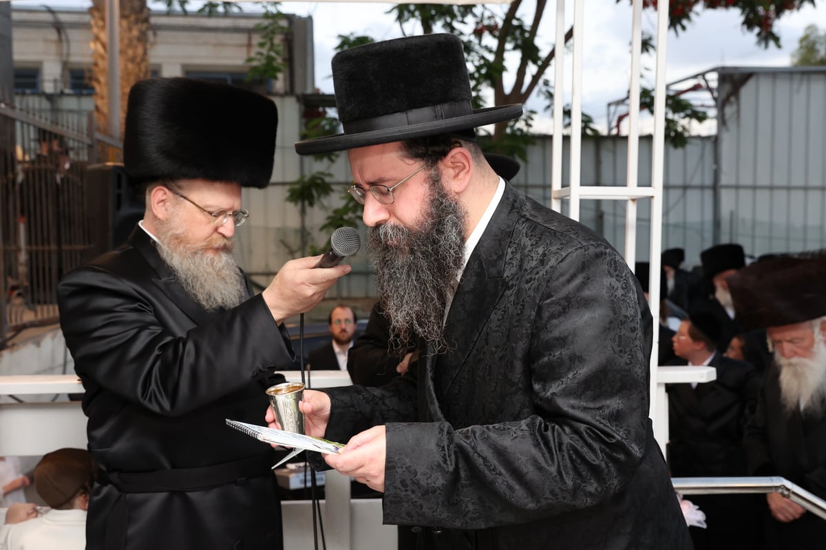 עורך 'הדרך' חיתן את בתו, כולם התייצבו • צפו