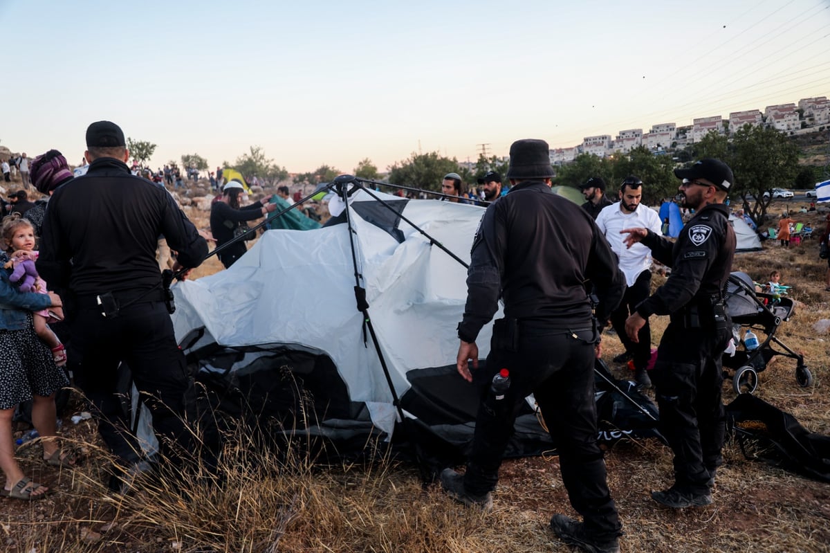 כוחות צה"ל מנעו הקמת מאחזים חדשים ליד חברון • תיעוד