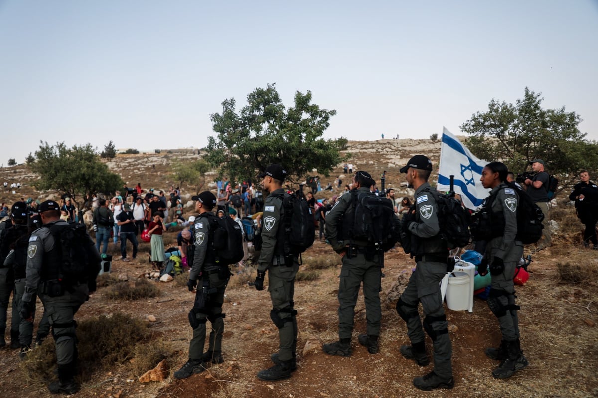 כוחות צה"ל מנעו הקמת מאחזים חדשים ליד חברון • תיעוד