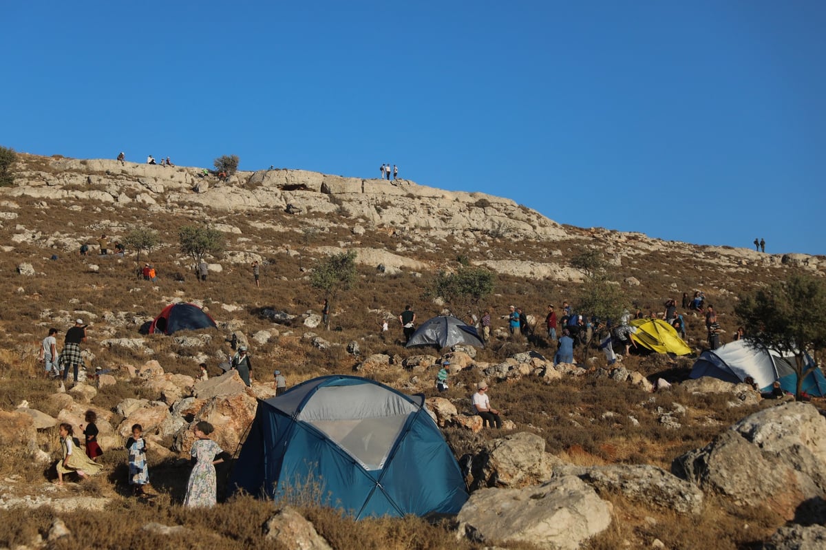 כוחות צה"ל מנעו הקמת מאחזים חדשים ליד חברון • תיעוד