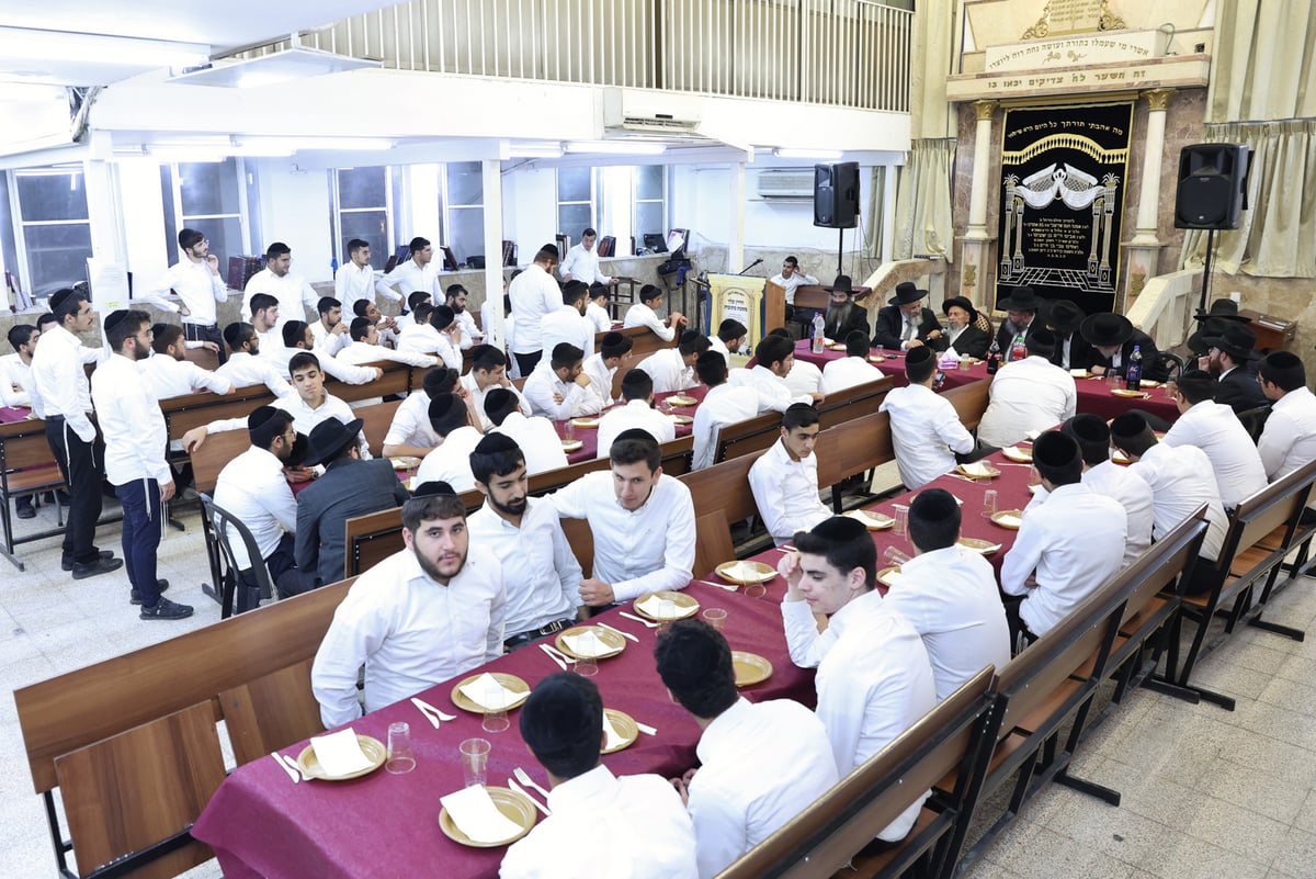 הגר"ש בעדני הסביר: זו הדרך לגדול בתורה