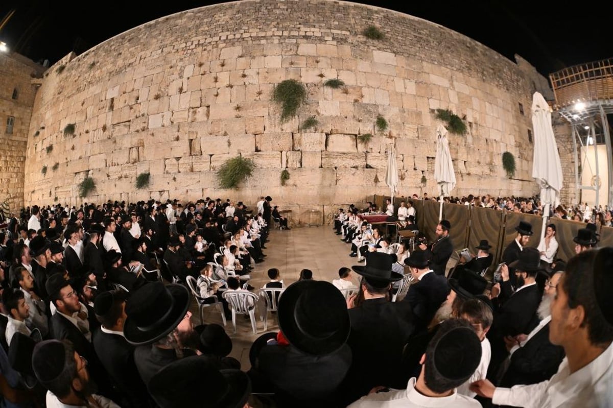 ילדי ת"ת זיו התורה סיימו מסכת ברחבת הכותל