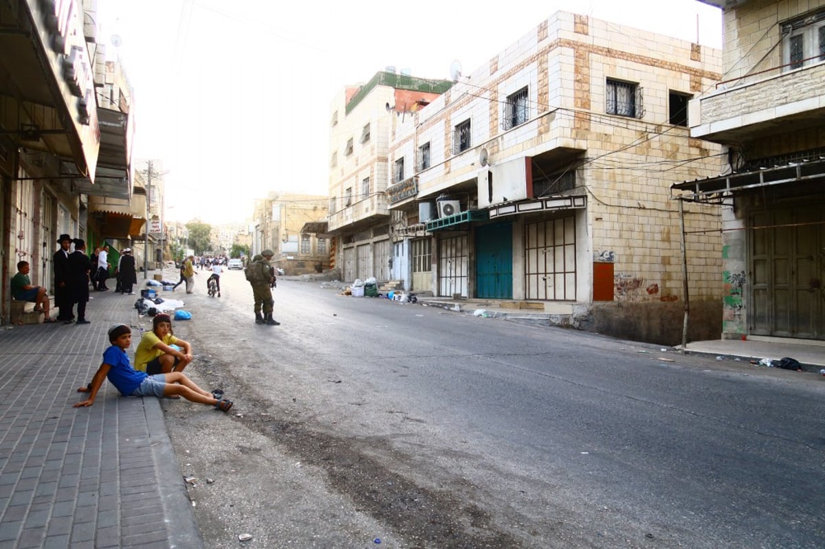 העלייה השנתית לקברו של עתניאל בן קנז