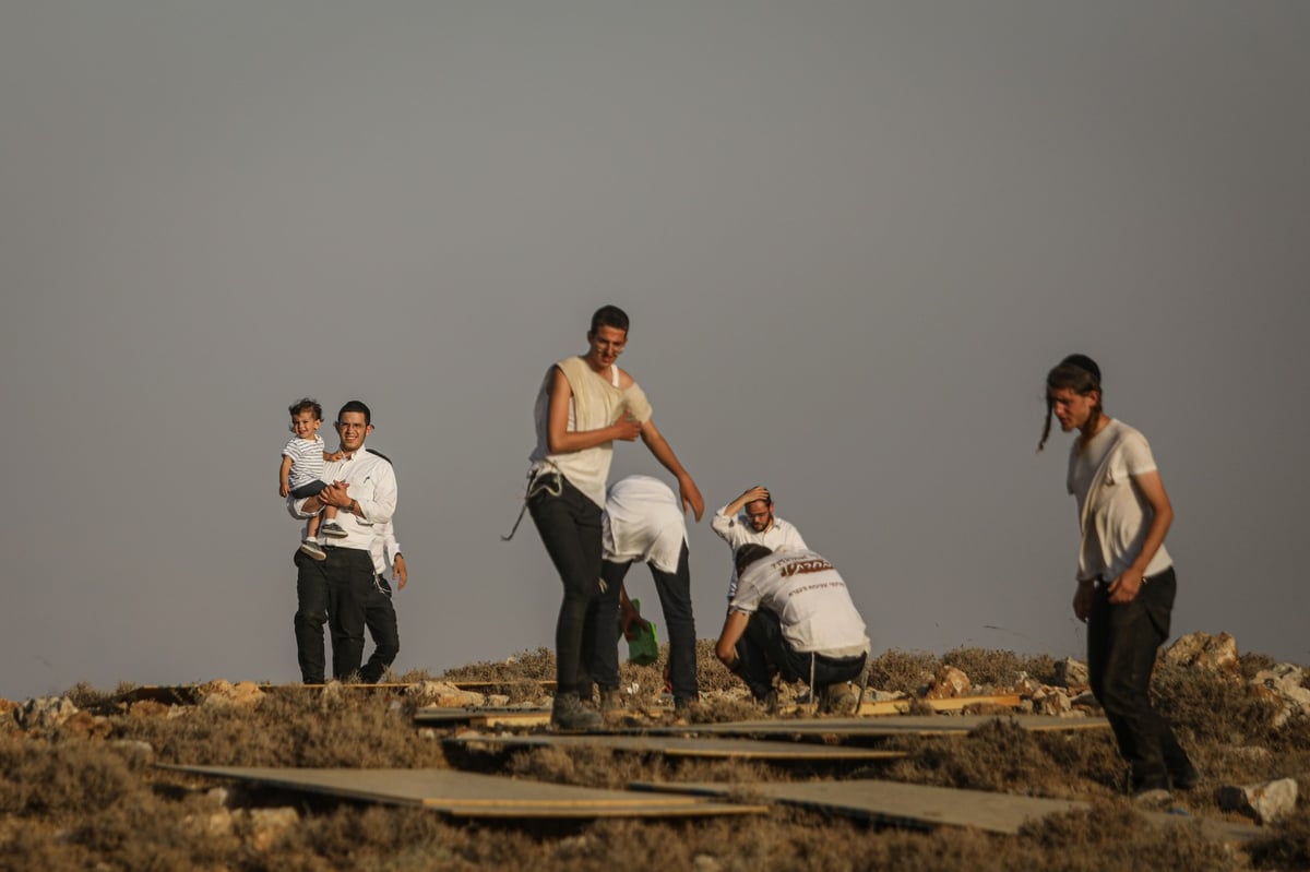 15 משפחות חרדיות בנו יישוב  חדש בסמוך למיצד