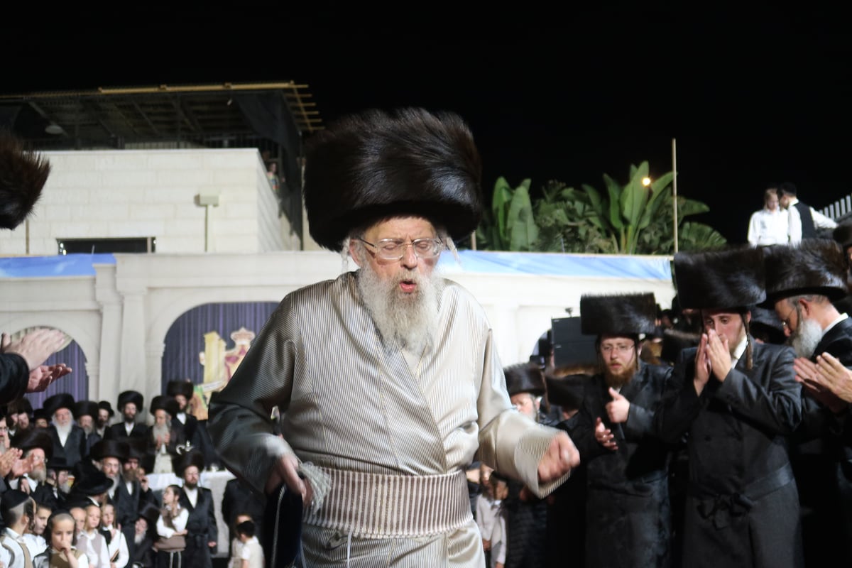 חתונת נכד האדמו"ר הוגבלה לשעתיים וחצי בלבד