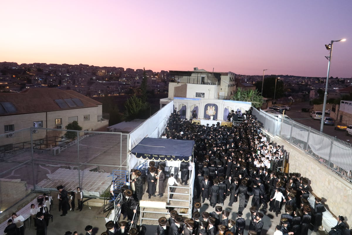 חתונת נכד האדמו"ר הוגבלה לשעתיים וחצי בלבד