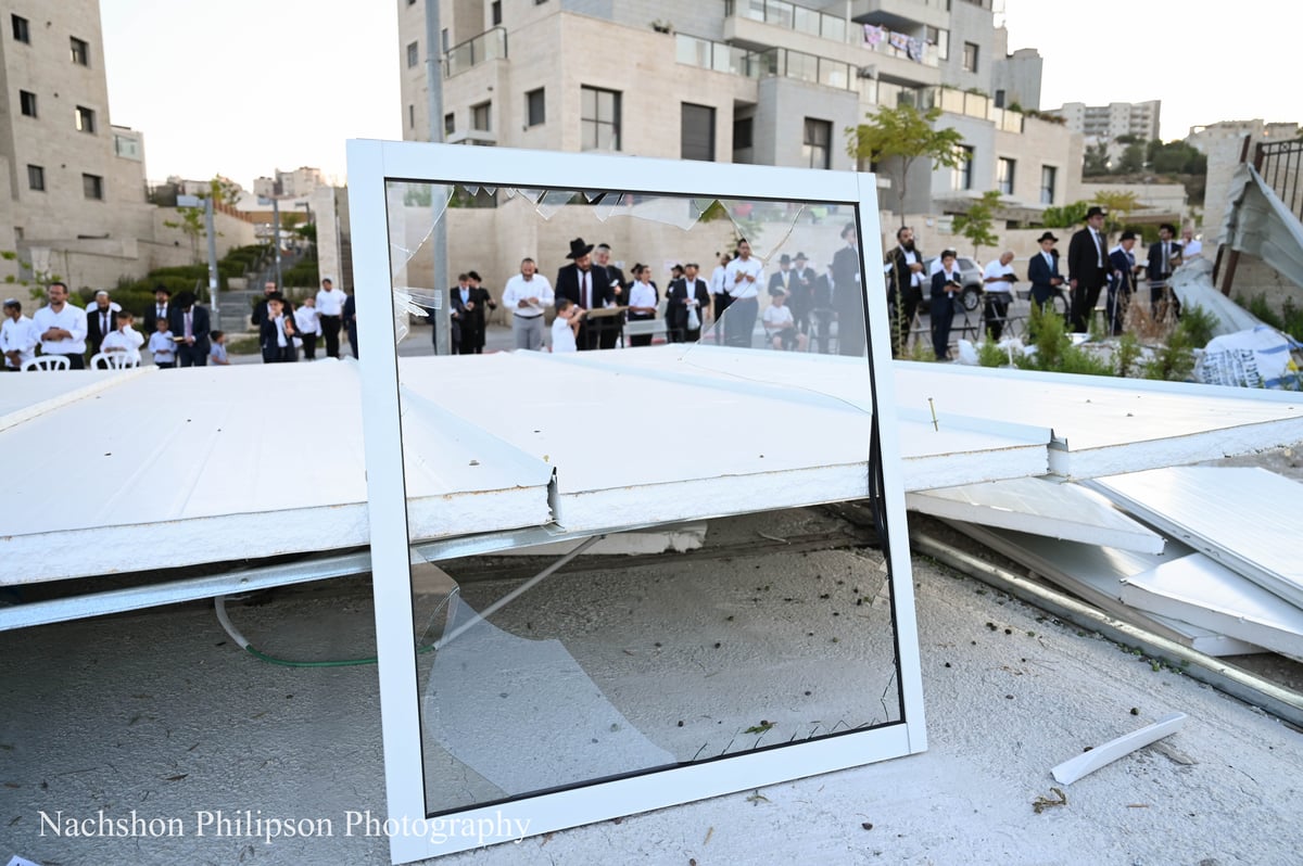 "כמו גנבים חסרי רחמים": העירייה הרסה בית כנסת יחיד ברחוב