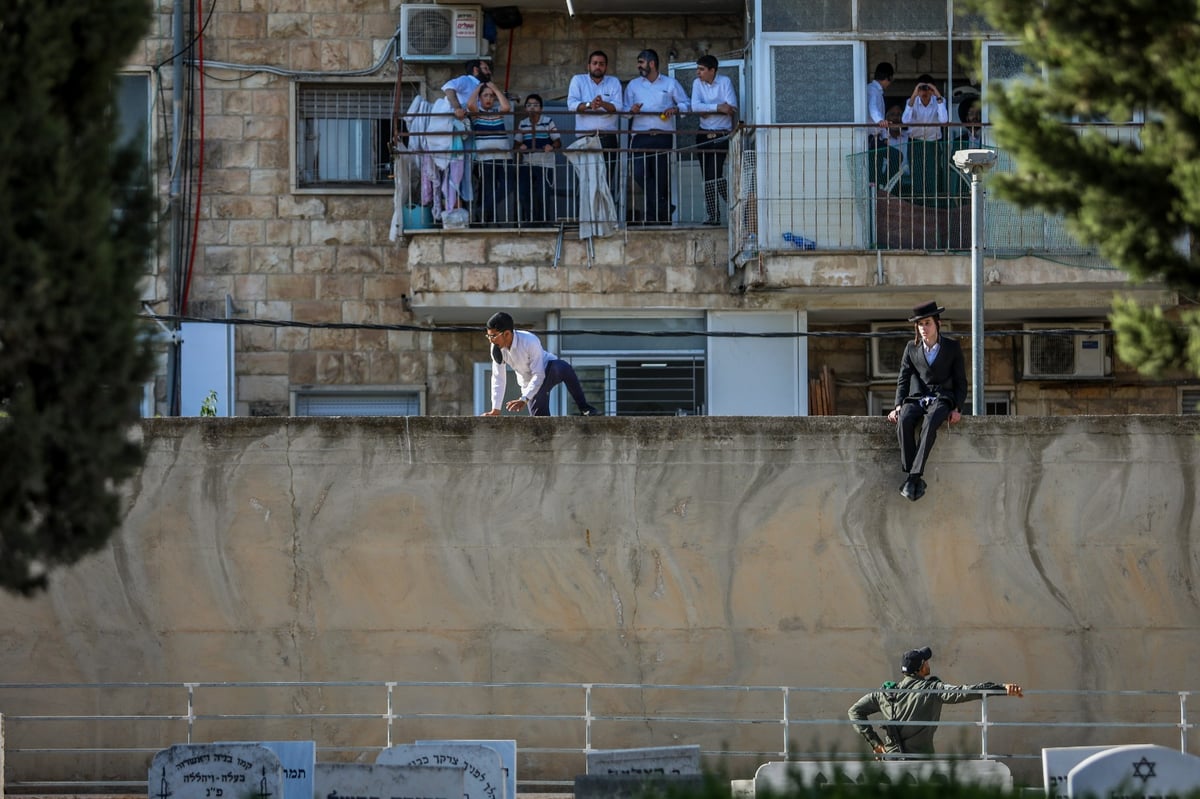 תיעוד מסכם: רבבות בהלווית נשיא המועצת חכם שלום כהן זצ"ל