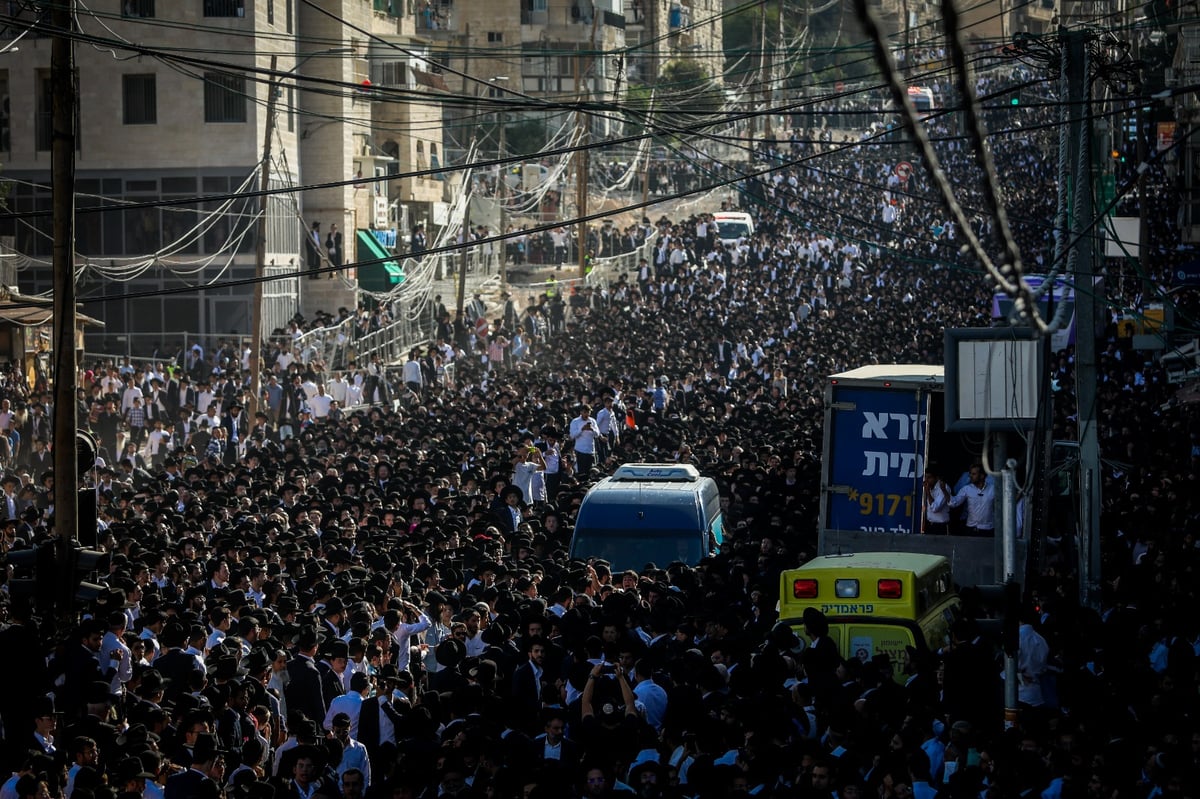 תיעוד מסכם: רבבות בהלווית נשיא המועצת חכם שלום כהן זצ"ל