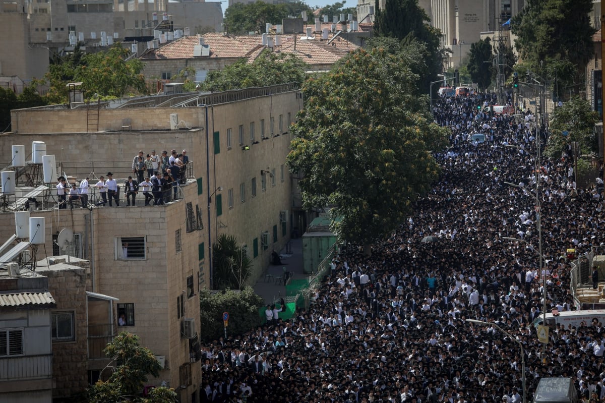 תיעוד מסכם: רבבות בהלווית נשיא המועצת חכם שלום כהן זצ"ל