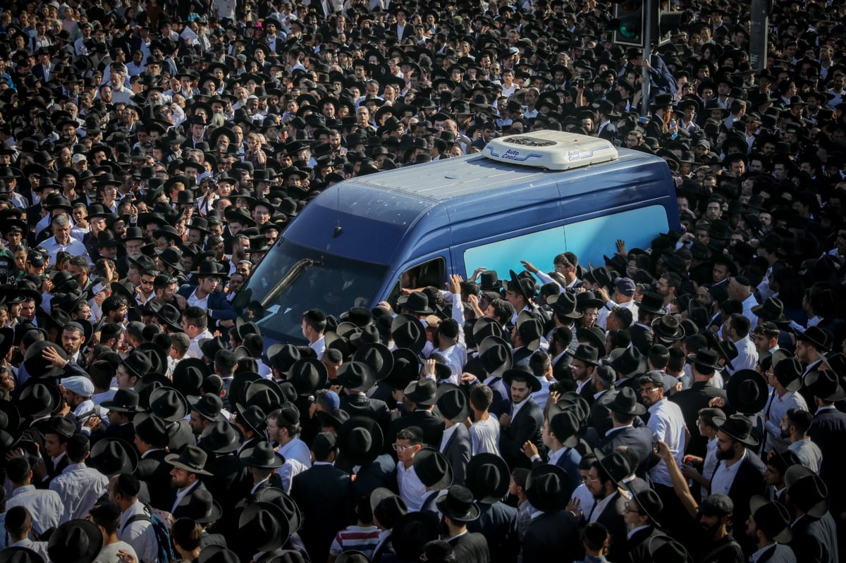 תיעוד מסכם: רבבות בהלווית נשיא המועצת חכם שלום כהן זצ"ל