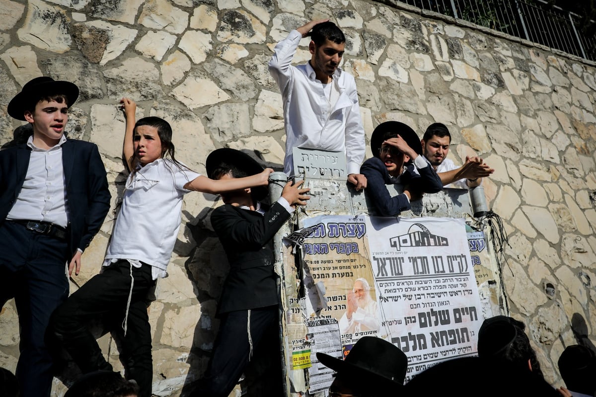 תיעוד מסכם: רבבות בהלווית נשיא המועצת חכם שלום כהן זצ"ל