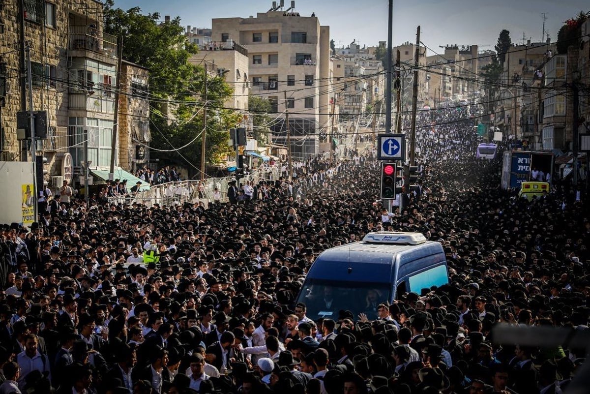 תמונת השבוע: עשרות אלפי מלווים, נשיא מועצת אחד