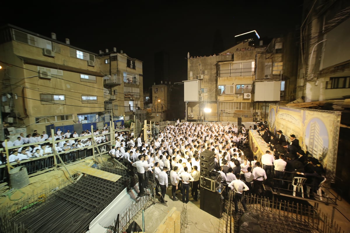 ב'בית מתתיהו' חגגו הנחת אבן הפינה • תיעוד