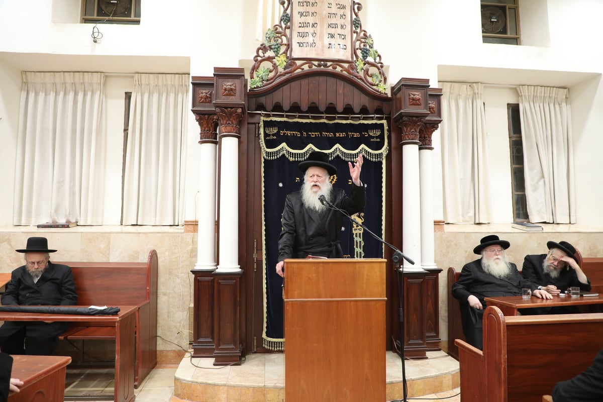 עצרת מספד במלאת שלושים לפטירת גאב"ד העדה