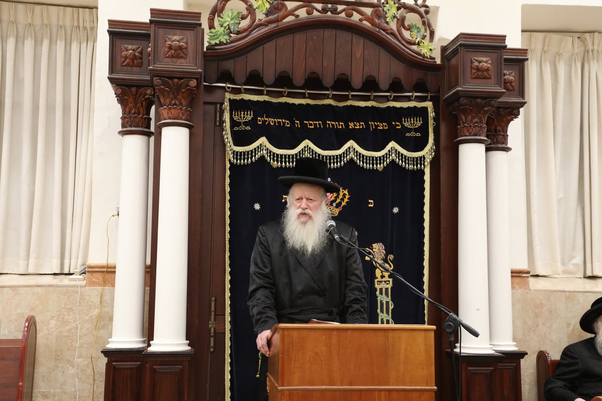 עצרת מספד במלאת שלושים לפטירת גאב"ד העדה