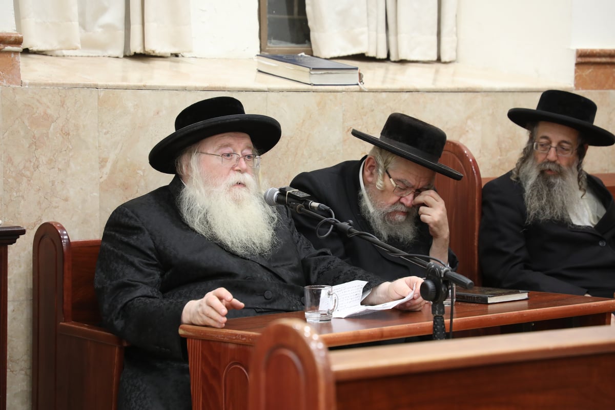 עצרת מספד במלאת שלושים לפטירת גאב"ד העדה