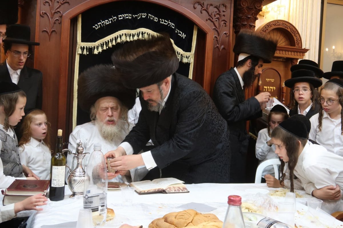 האדמו"ר ממבקשי אמונה שבת בביתר