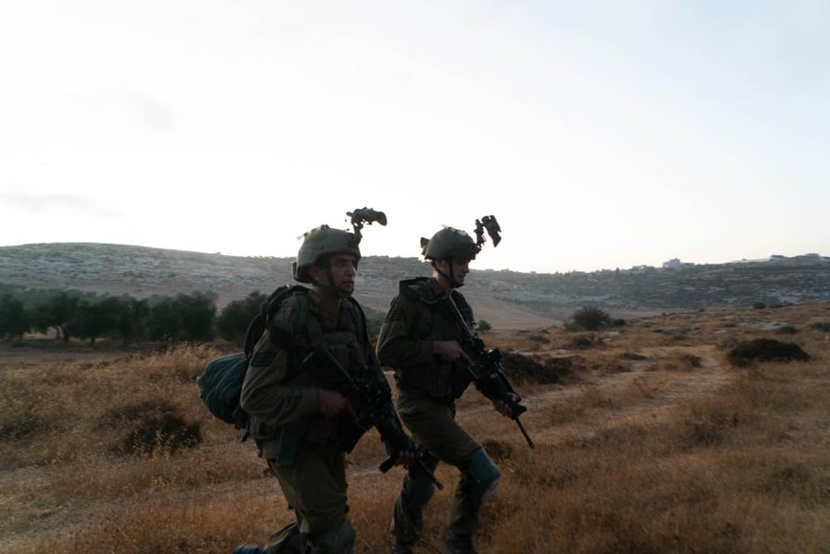 תיעוד מיו"ש: כוחות הביטחון עצרו 5 מבוקשים