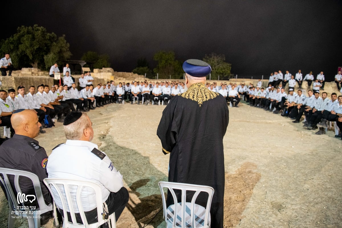 בכותל ובצפת: 1200 לוחמי האש השתתפו באמירת סליחות