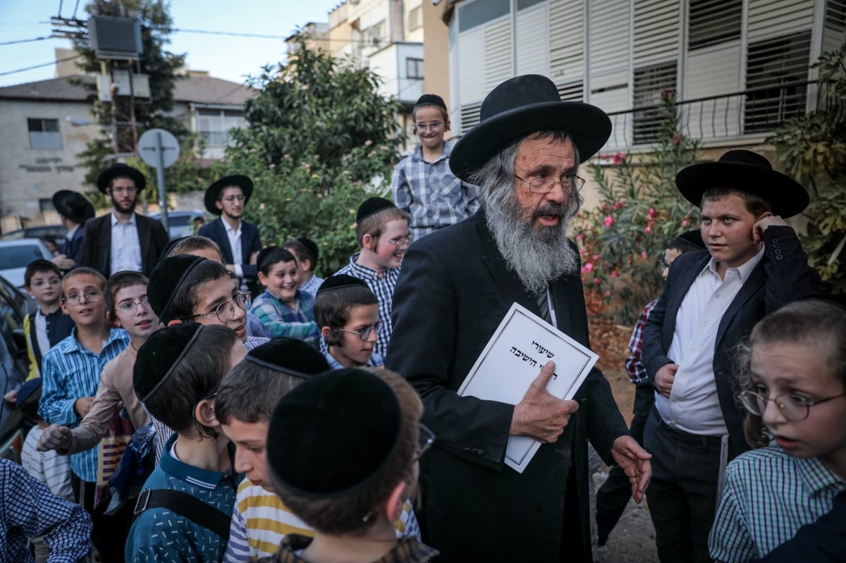 צלם 'כיכר' מגיש: תיעוד מסכם ומרגש מישיבת 'המועצת'