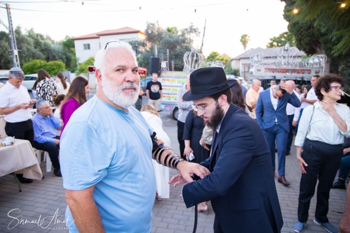 חג גבעת עדה: בית הכנסת נפתח מחדש והרב החרדי הוכתר לרב