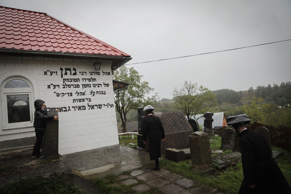 תיעוד מיוחד מאוקראינה: החסידים הגיעו גם לעיר ברסלב