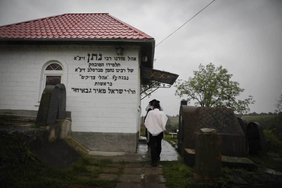 תיעוד מיוחד מאוקראינה: החסידים הגיעו גם לעיר ברסלב