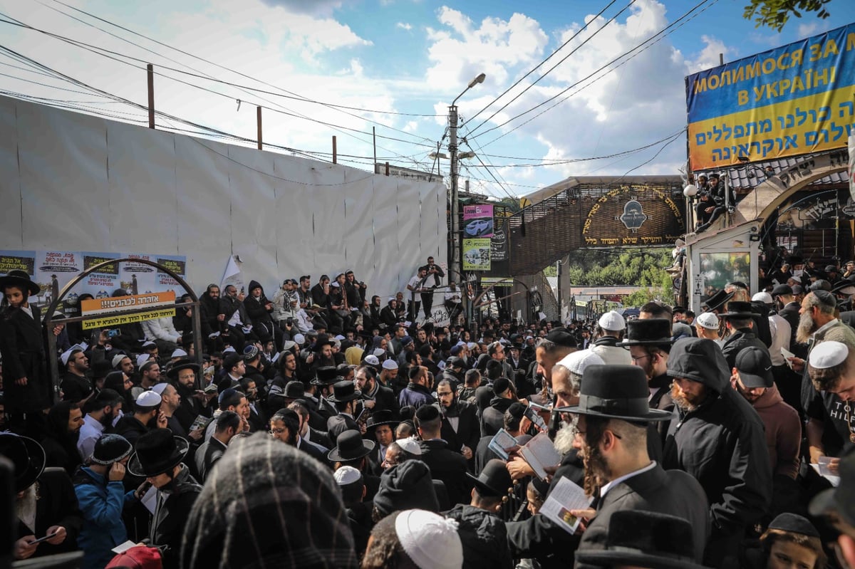 עשרות אלפים במעמד 'תיקון הכללי' העולמי מהעיר אומן