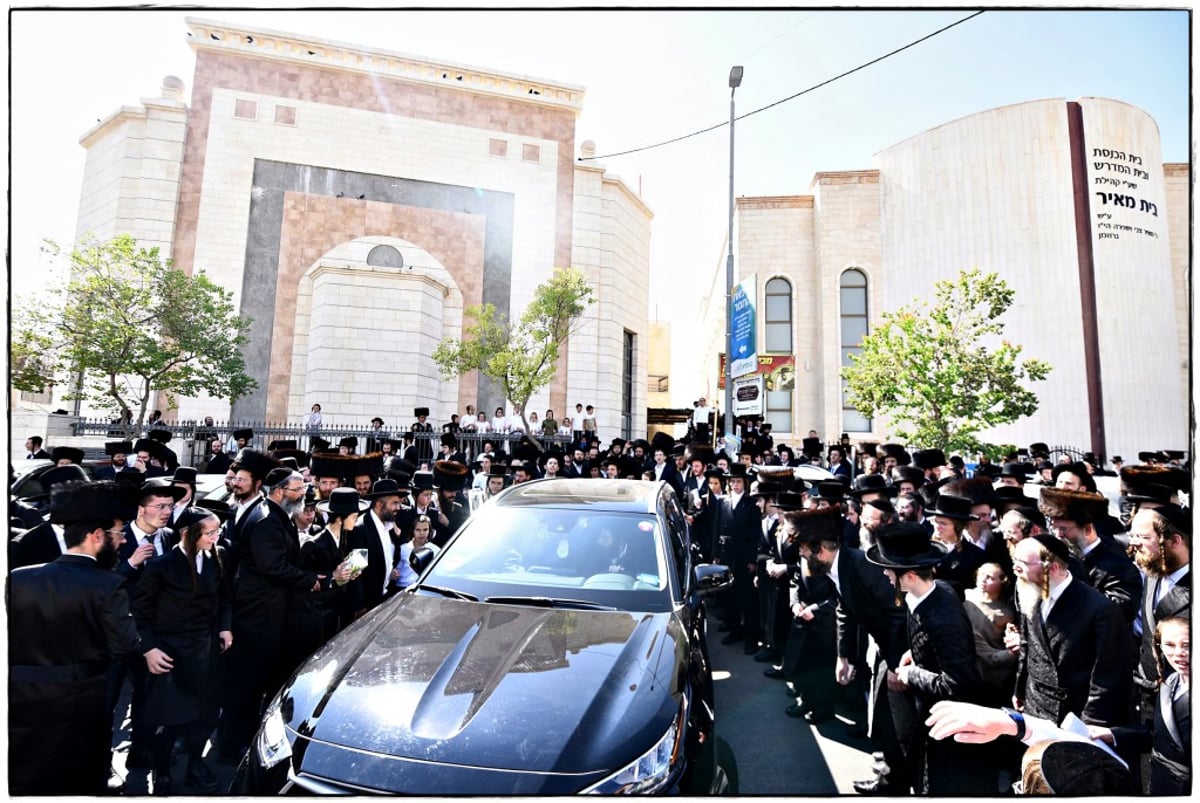 חג בביתר עילית: אלפים בשיעורו של הגר"ש אלתר • תיעוד