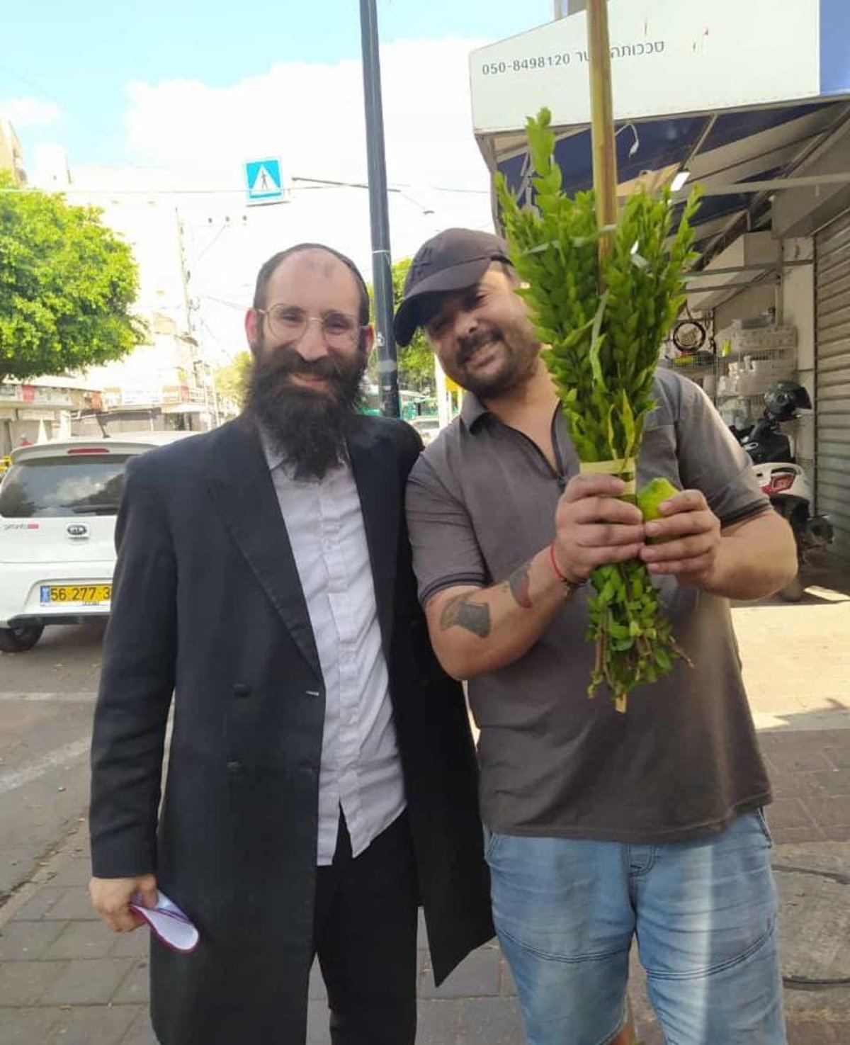 כל הארץ לולב: עם ישראל נוטל ארבעת המינים • גלריה