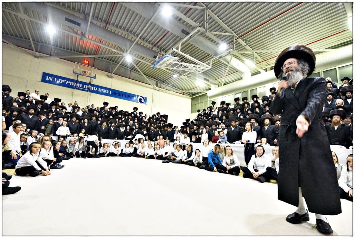 תיעוד: רבי מיילך בידרמן הקפיץ את ביתר