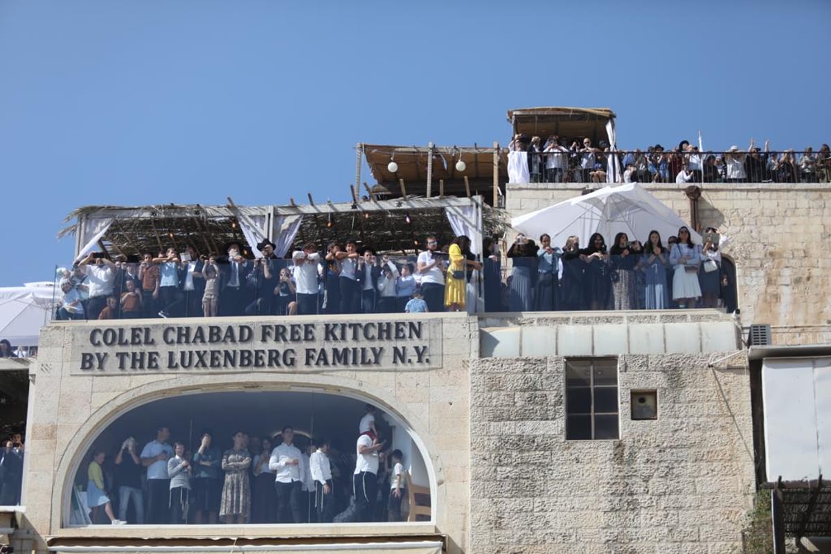 תיעוד מסכם: רבבות במעמד ברכת כהנים בכותל