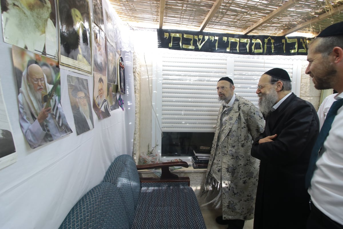 כשהגר"ד קוק חבש את כיפתו של ה"אוהב ישראל" | תיעוד