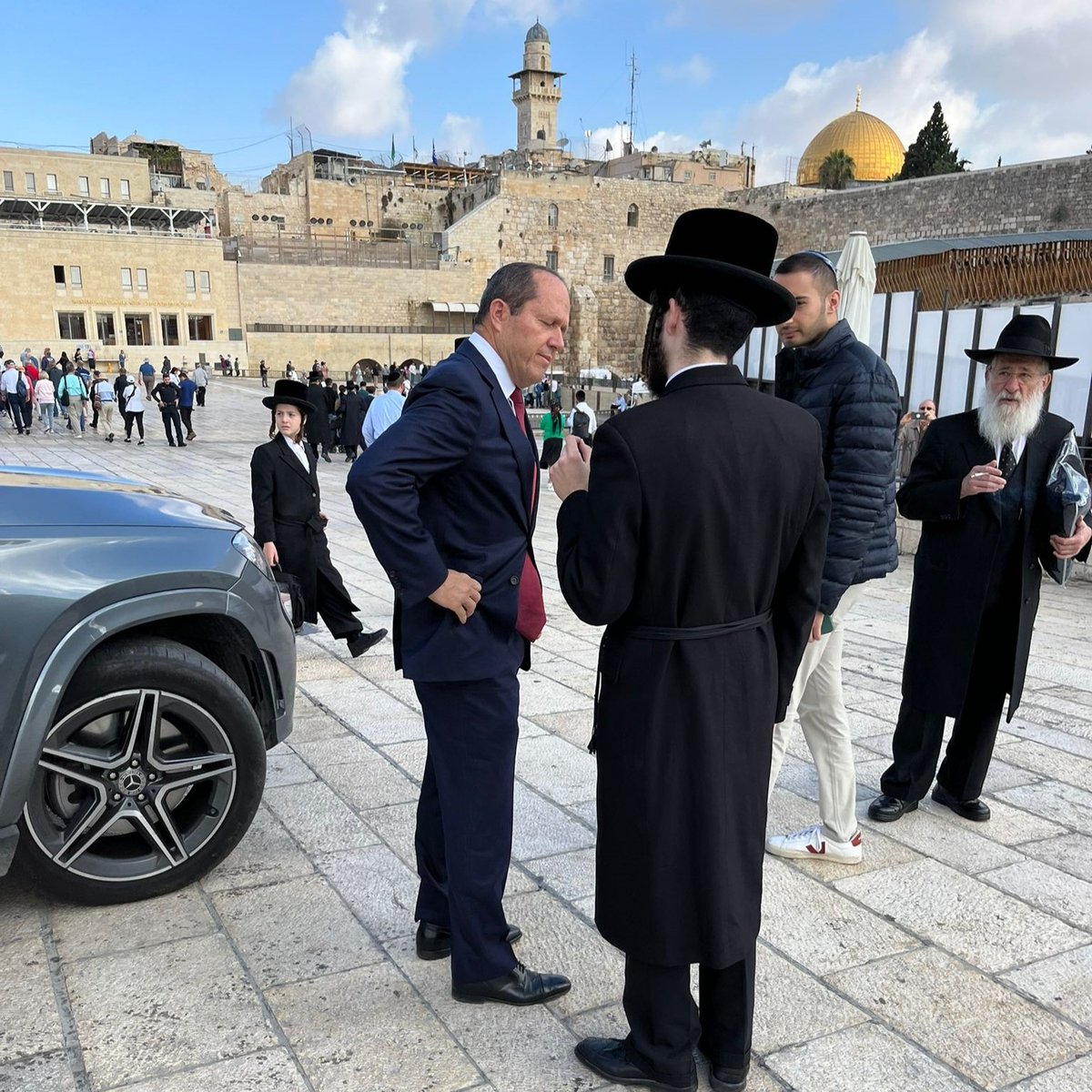 זופניק בכיכר • כל התמונות והנייעס של השבוע והבחירות