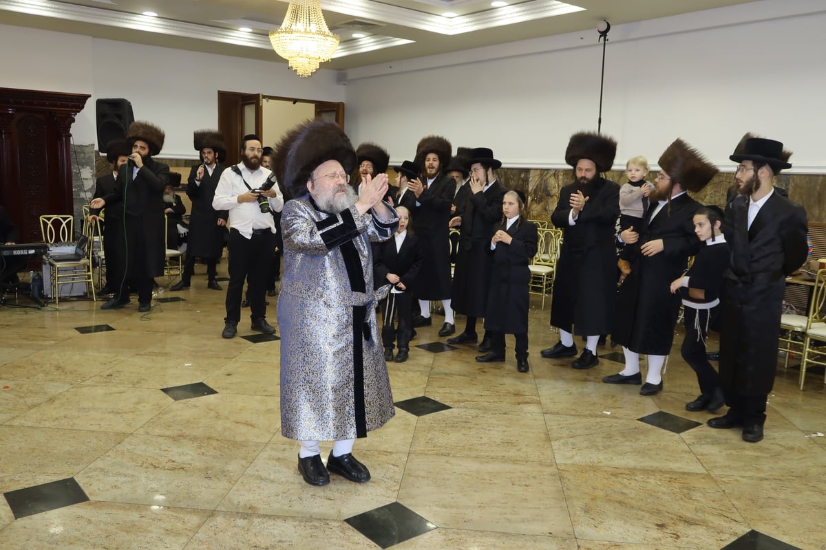 שמחת החתונה בחצרות נדבורנא באניא - סערדאהעלי