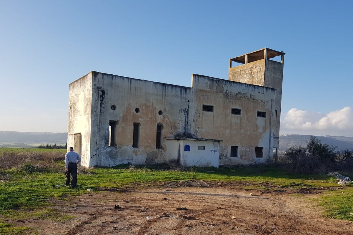 שרידי קיבוץ 'מחנה ישראל' בו התגורר חסידי סדיגורה