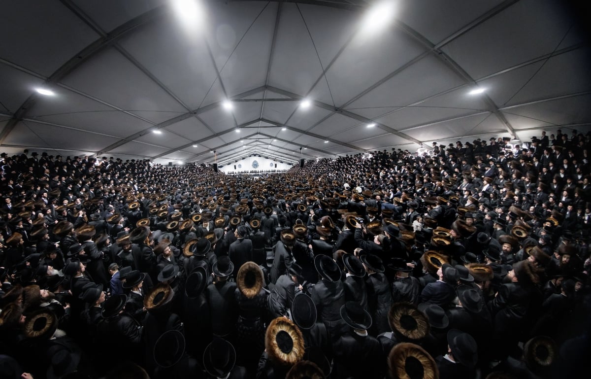 רבבות השתתפו בטיש וסעודה שלישית של הגר"ש אלתר | תיעוד