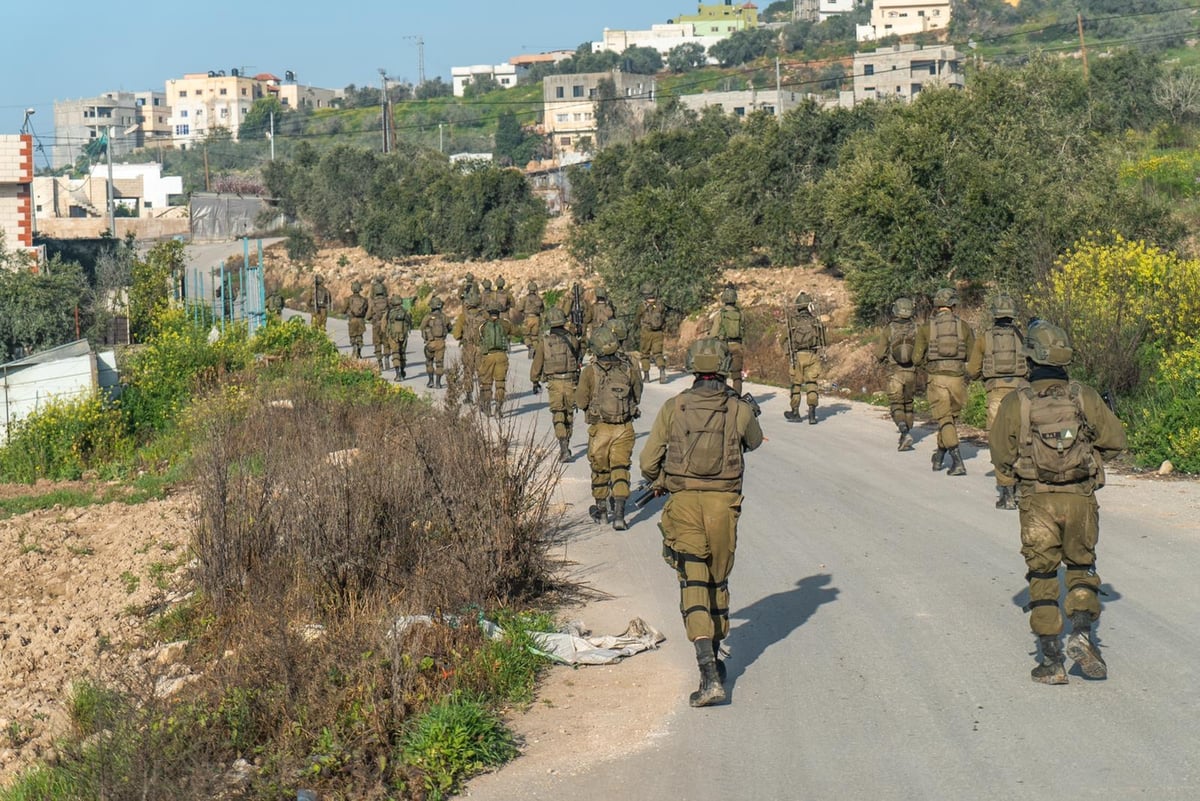 מבצע אחד, 99 תמונות: כך נראה "שובר גלים" בעדשה