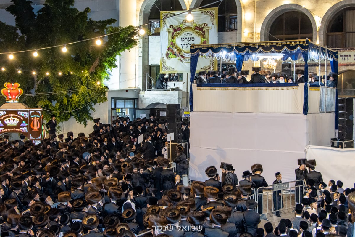 אלפים על הפארנצע'ס • שמחת חתונת סערט ויז'ניץ, ויז'ניץ ואונגוואר