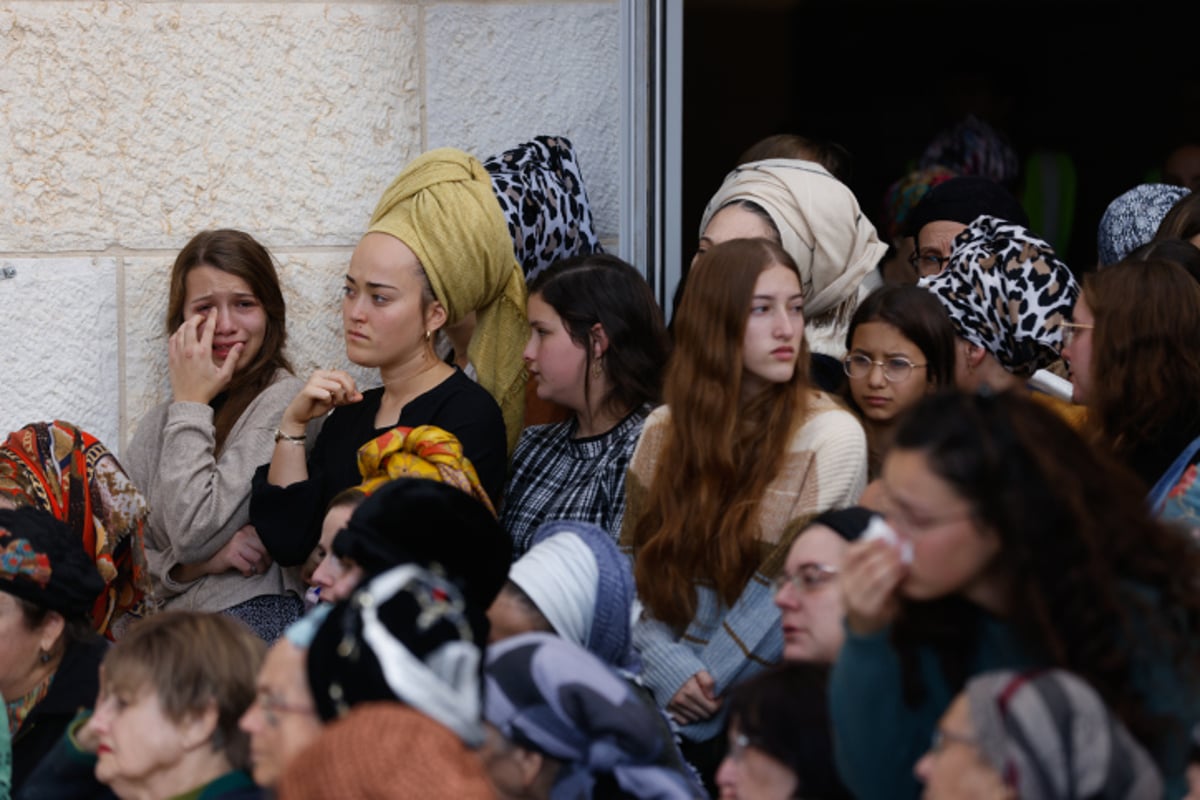 ירושלים: אלפים בהלווייתו של ראש ישיבת הר המור • תיעוד