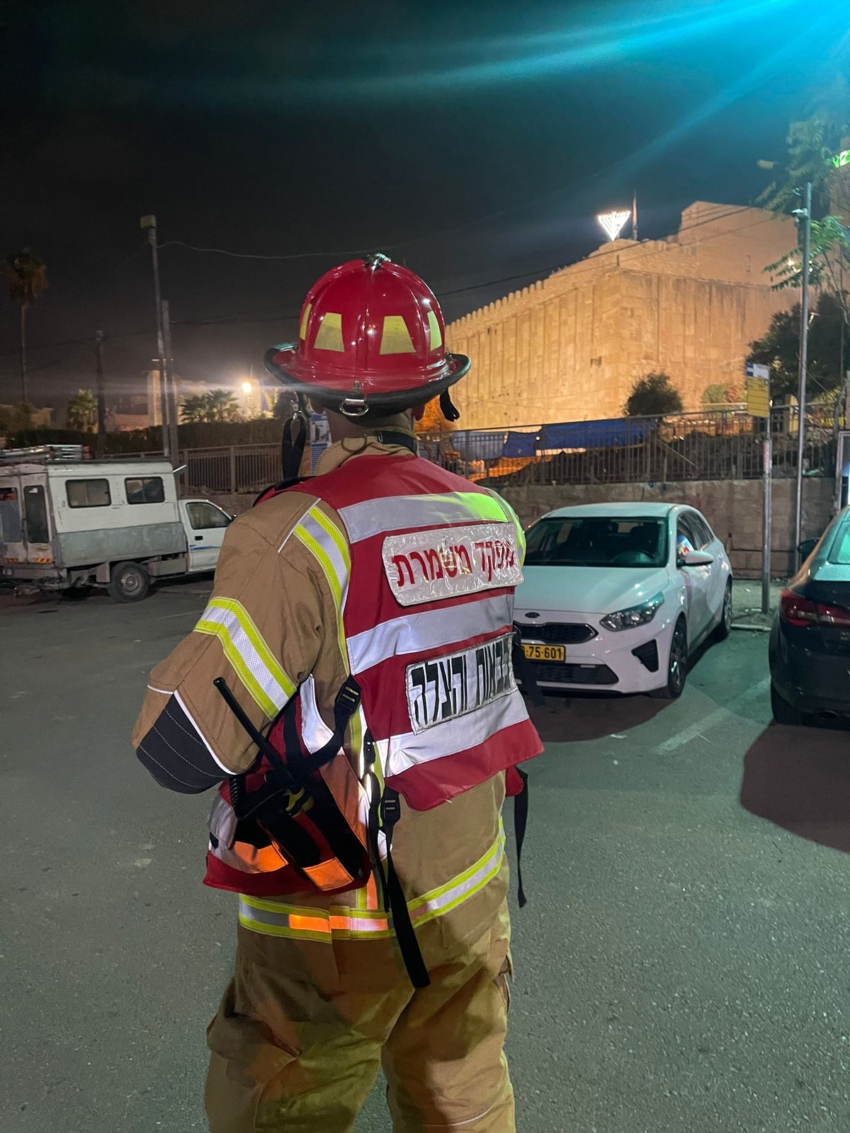 לראשונה: לוחמי האש ערכו תרגיל במערת המכפלה | צפו